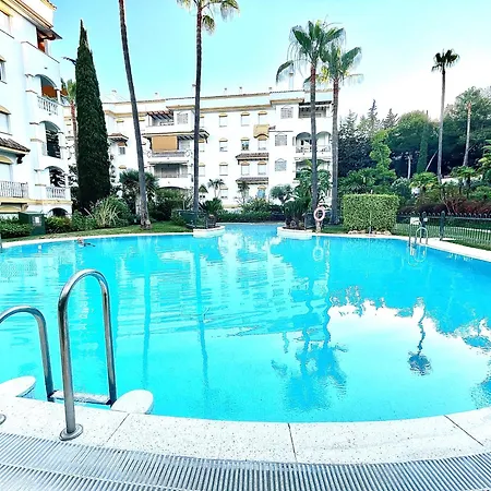 Apartment Apartamento La Pimentera Nagueeles - *