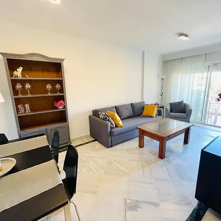 Apartment Apartamento La Pimentera Nagueeles - *